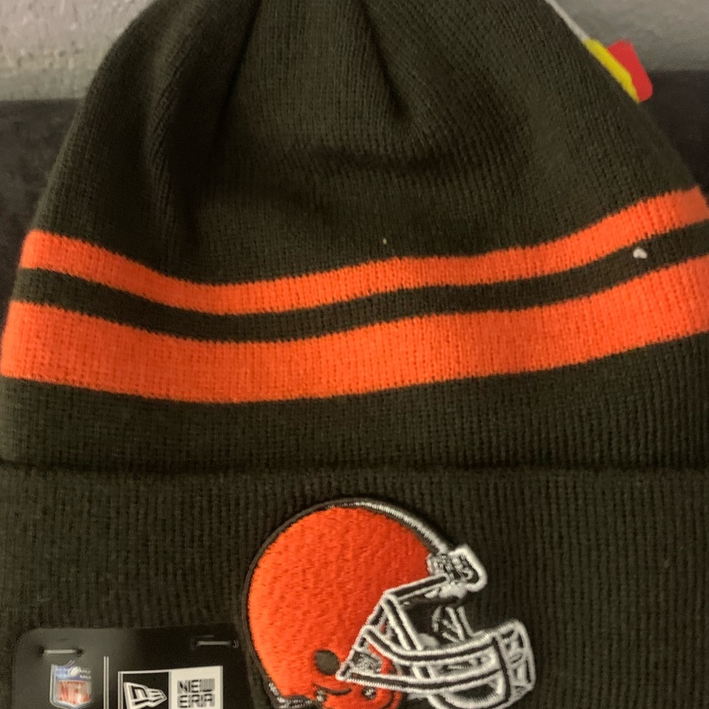 Browns New Era Knit Beanie